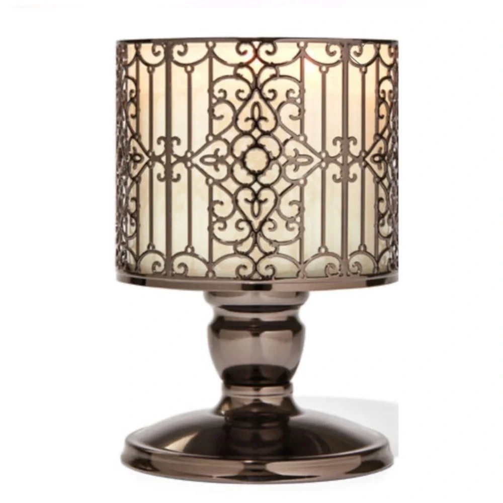 B&BW Ornate Gate 3-Wick Candle Holder
